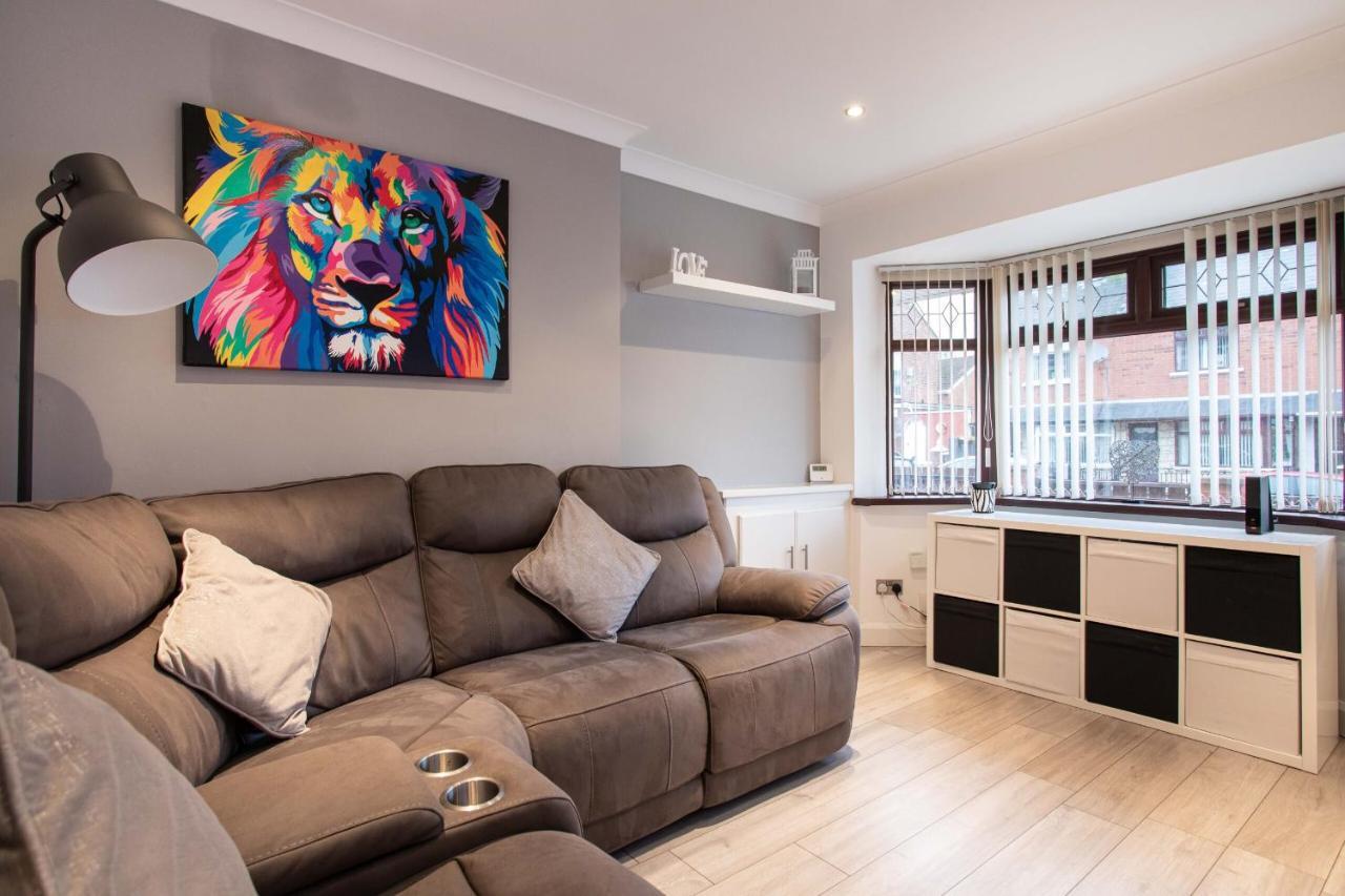 Refurbished Home, 8 Mins To Cc Belfast Extérieur photo