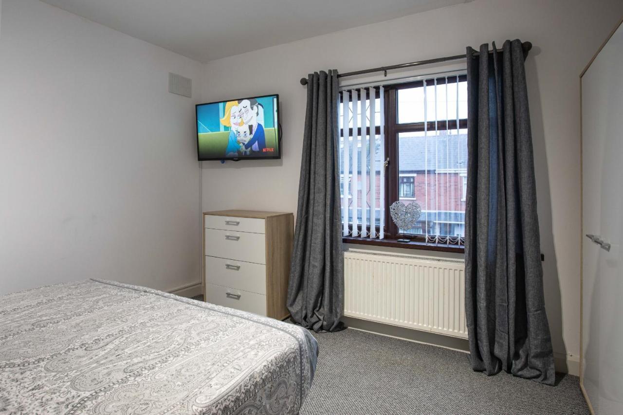 Refurbished Home, 8 Mins To Cc Belfast Extérieur photo