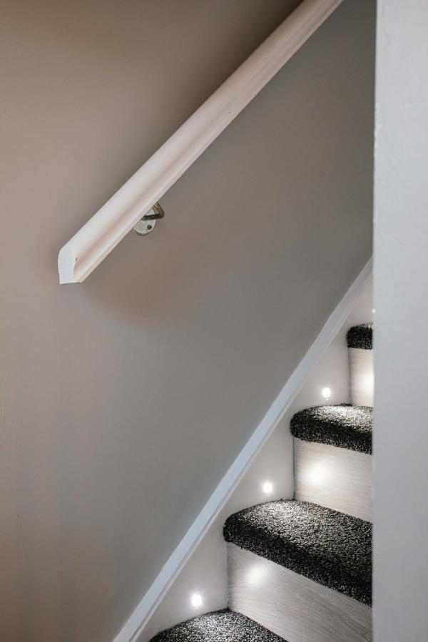 Refurbished Home, 8 Mins To Cc Belfast Extérieur photo